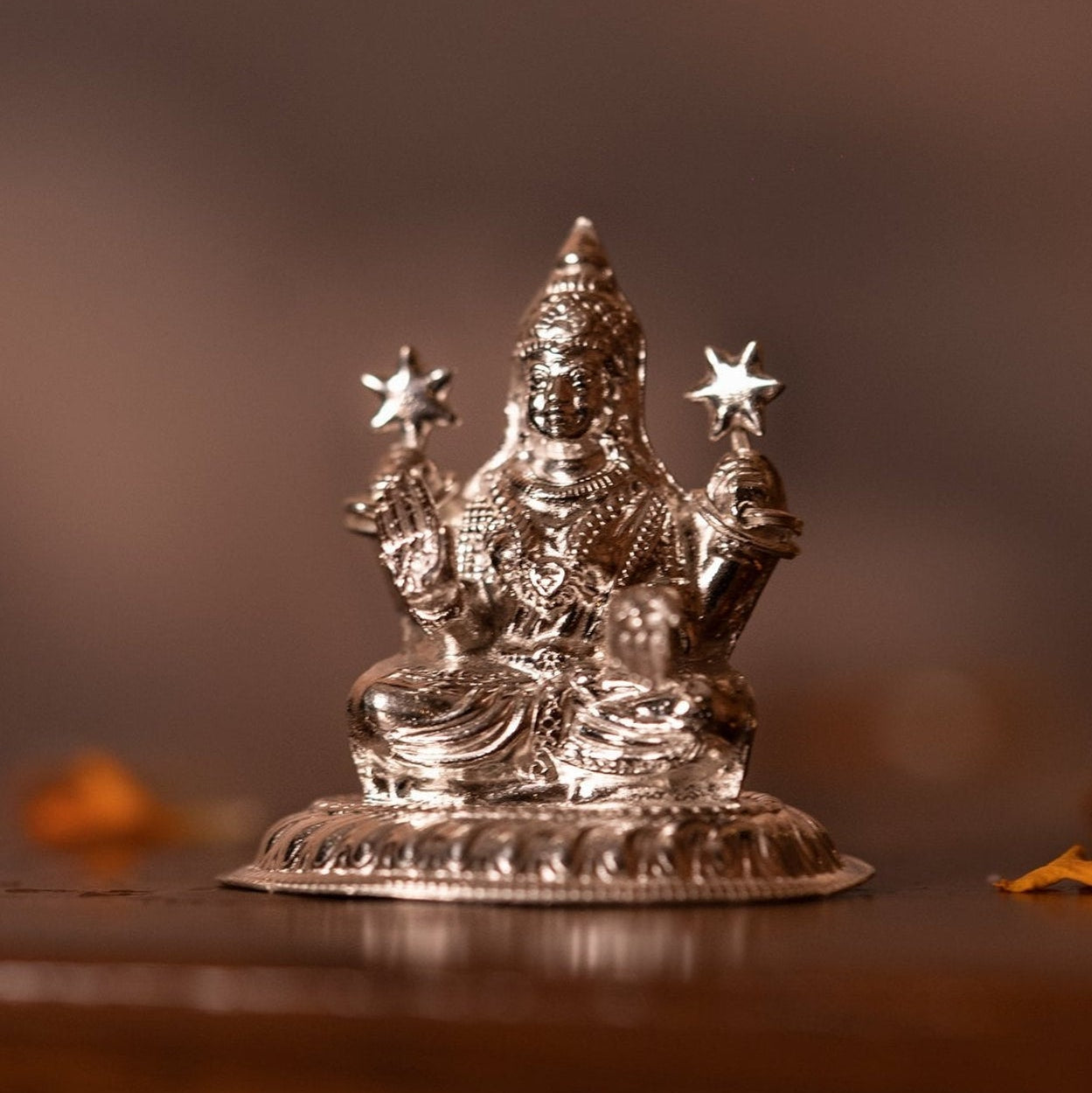 Lakshmi Ji idol, Diwali