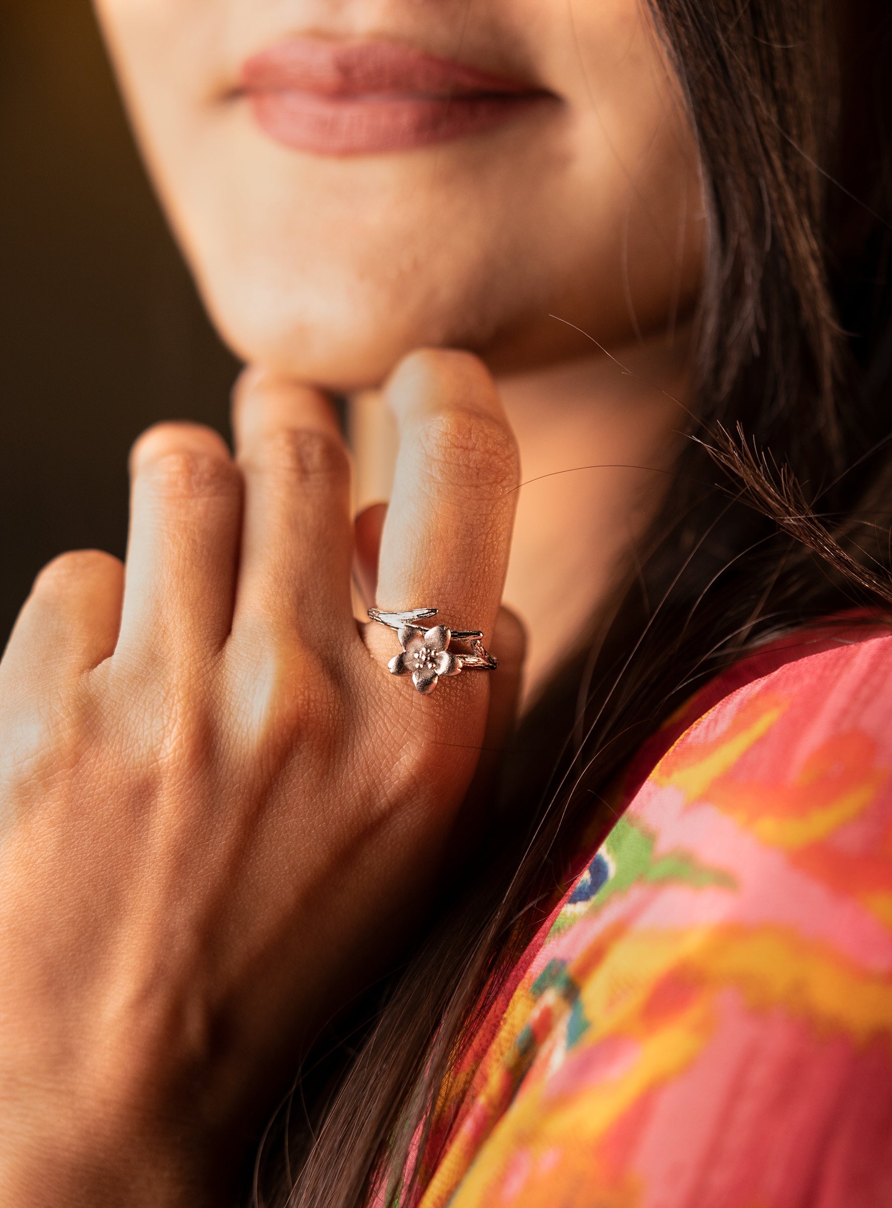 Elfy bloom ring, get a glam with floral touch