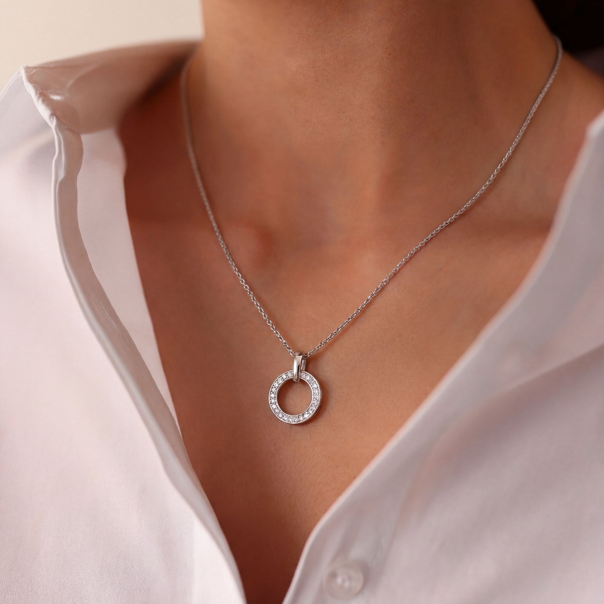 Silver round pendant, elfy925 silver, pendant for her, silver pendant