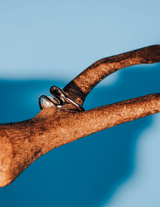 Sterling silver pearl ring