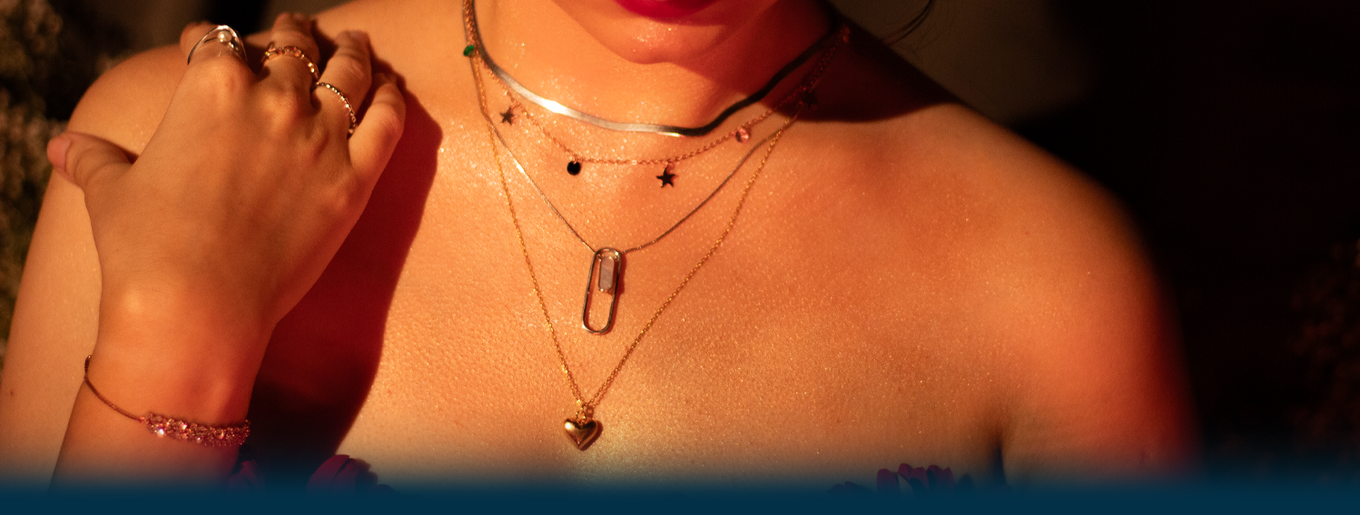 Pendants collection desktop banner