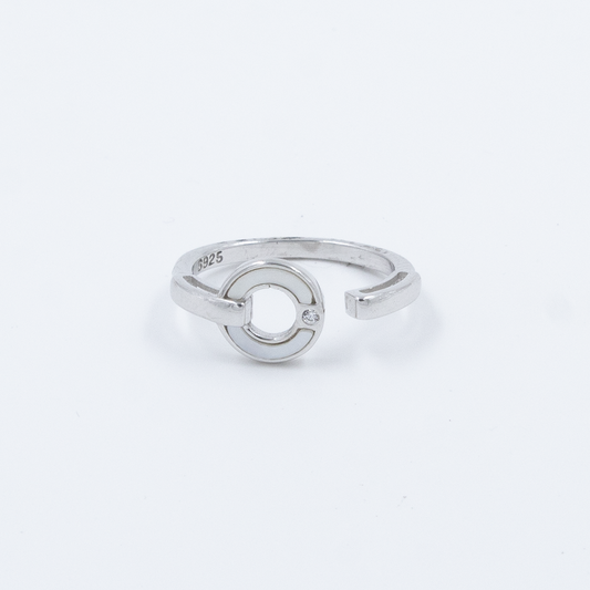 Serene Circle Ring (Adjustable)