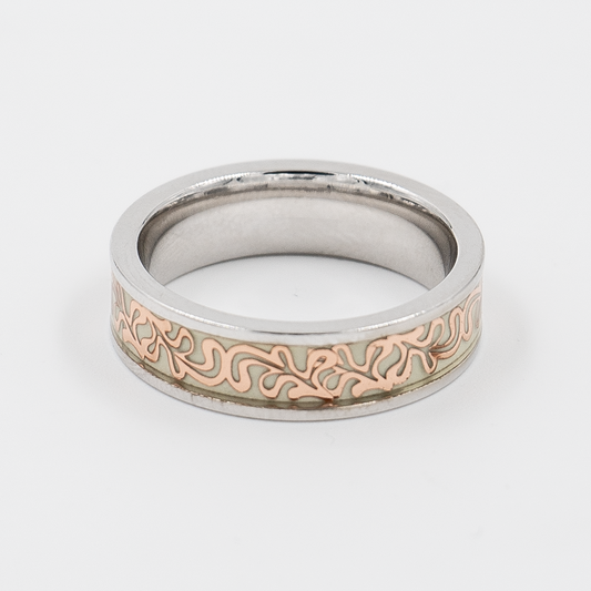 Silver dualform ring with rose gold vine-like patterns engraved inside and very smooth from inside for daily wear. Makes it perfect for dailywear