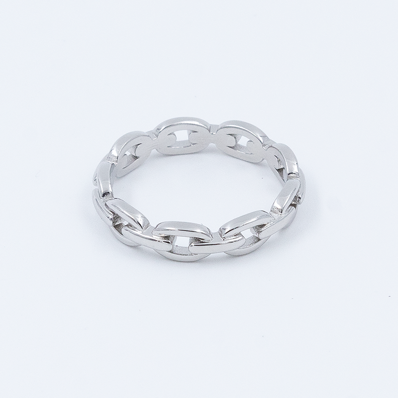 Sterling silver linkform ring for men with an interlocking link design on white background