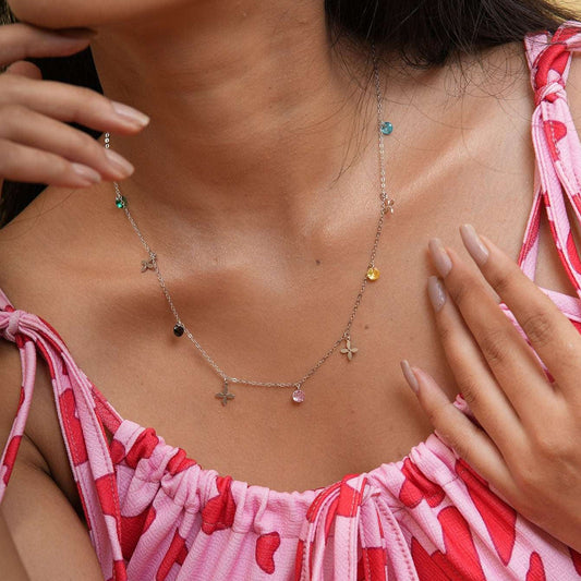 Stone charm chain, that playful chain with perfect small charms which are flower