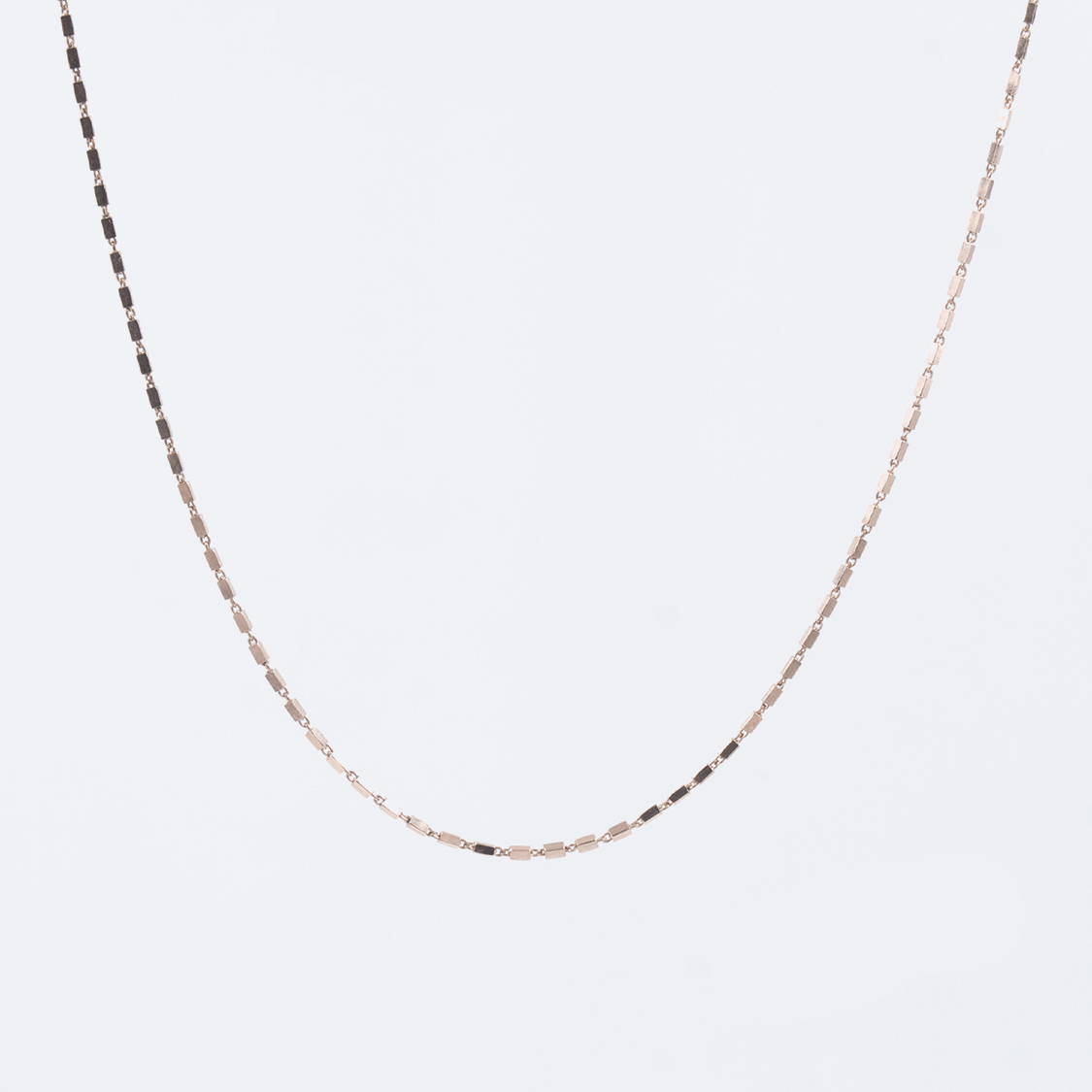 Nexus Chain rose gold on a white background