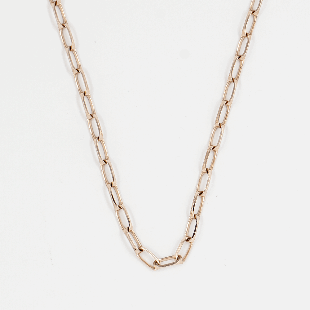 Elfy paperclip charm chain in rose gold