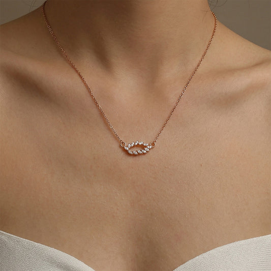Sterling silver leaf pendant